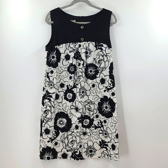 Kim Rogers Dresses & Skirts - Kim Roger's black and white floral dress. Size 14